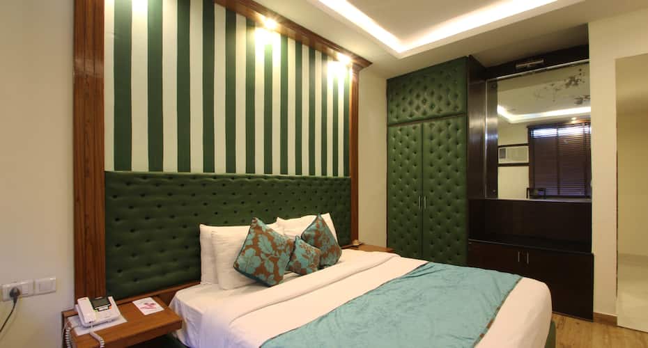 TG Stays Safdarjang Enclave 4, New Delhi 3